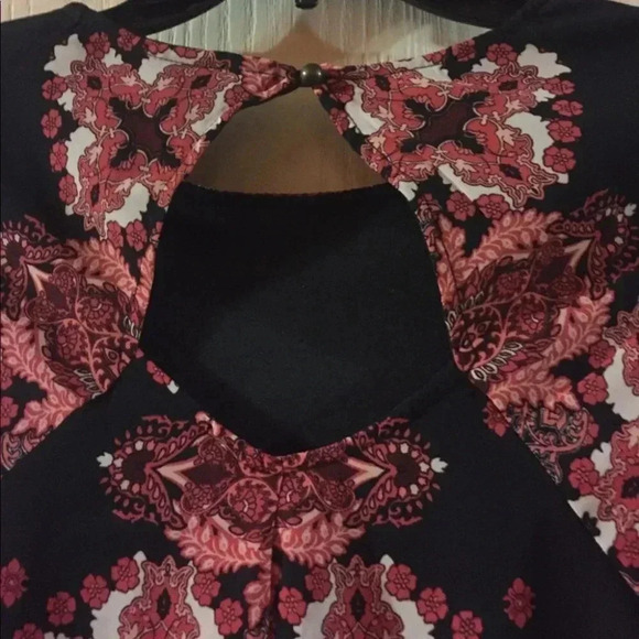 Xhiliration dress - Picture 4 of 5